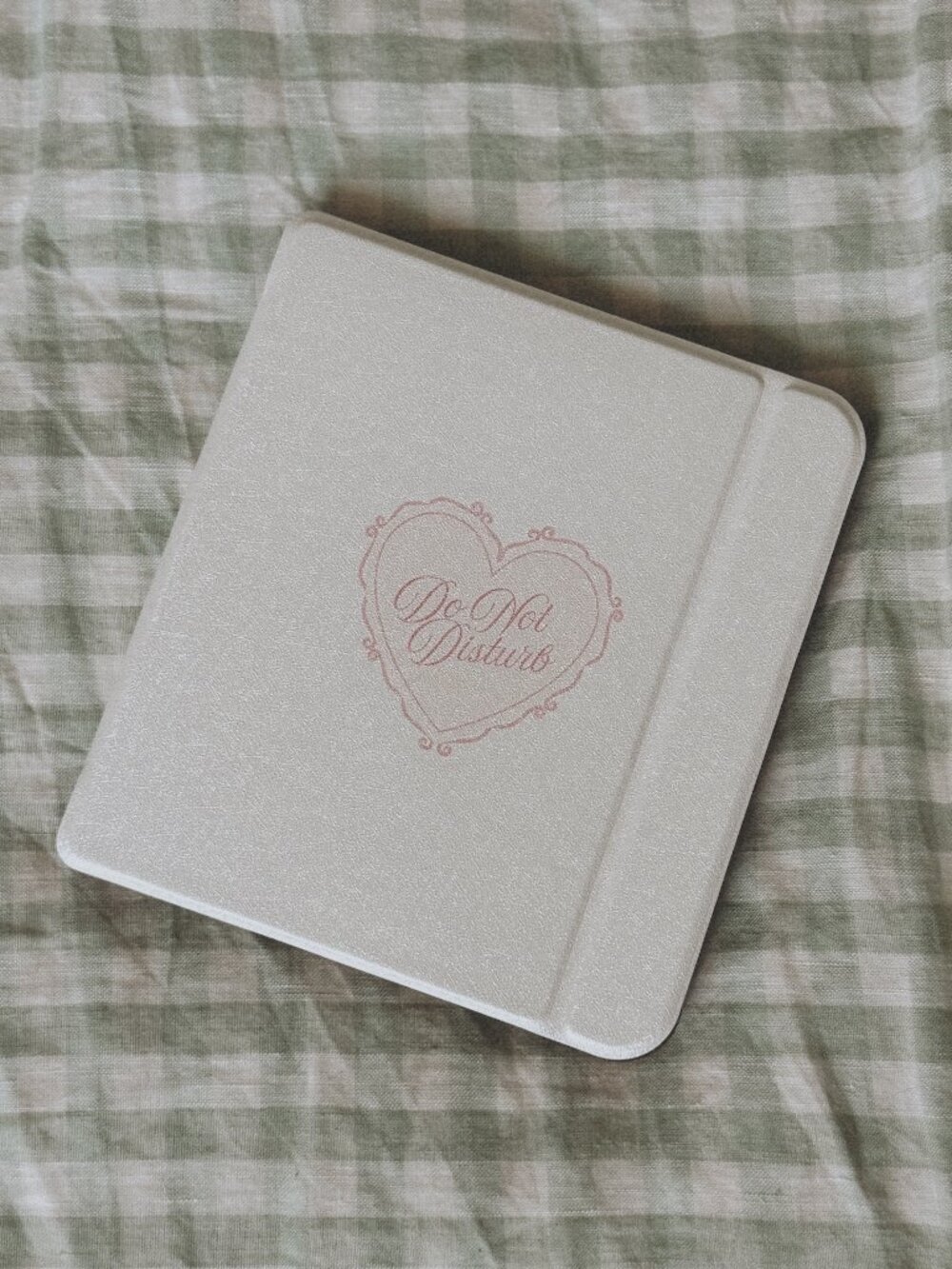TLDR The Shop "Do Not Disturb" Heart Kobo Libra 2 / Libra Colour Case